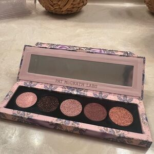 Pat McGrath Bijoux Brilliance Eye Shadow: Bordeaux Bliss